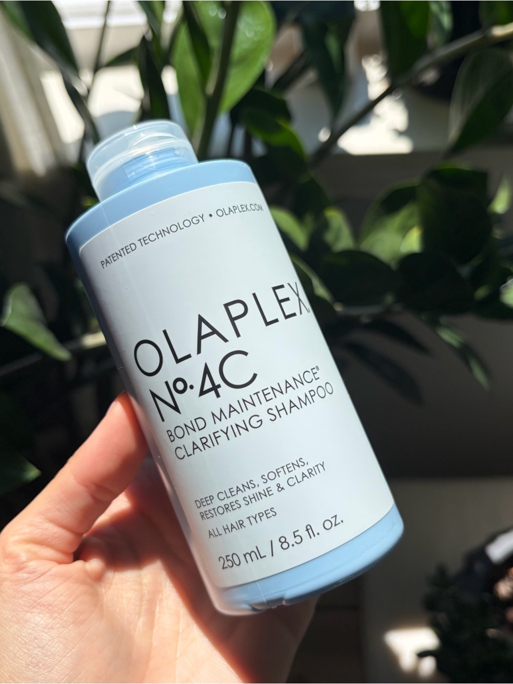 Olaplex No. 4C Bond Maintenance Clarifying Shampoo